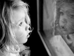 mirror-reflection-child